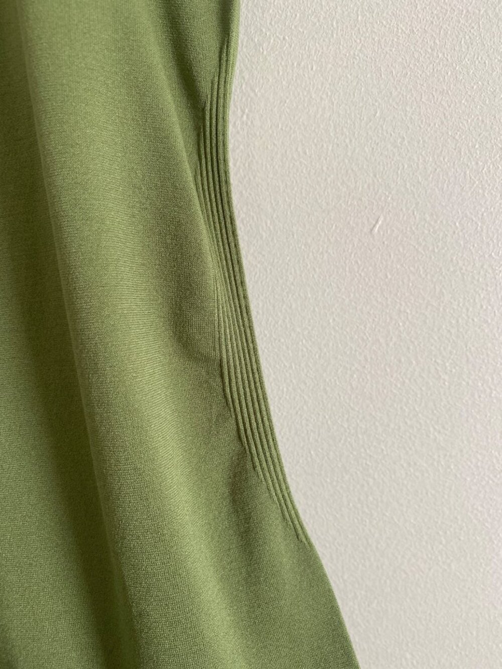Chances R Olive Green Tank Top Stretchy Scoop Neck Size M/L - Picture 5 of 5